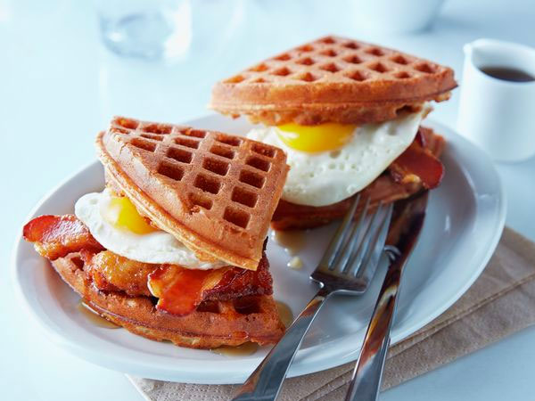 bourbon-chicken-and-waffle-sliders