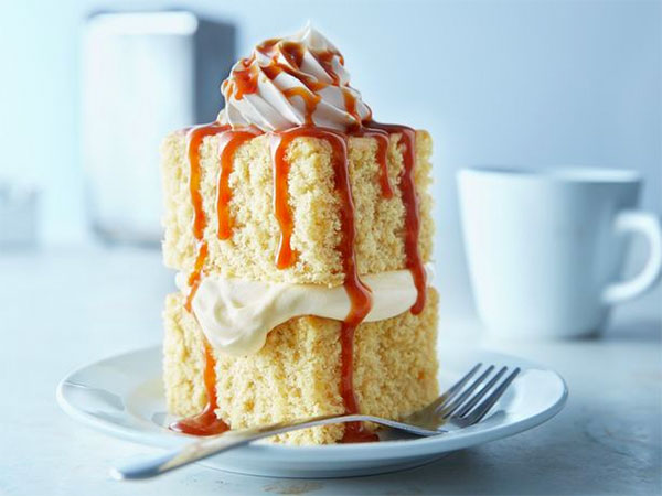 double-decker-banana-cream-cake