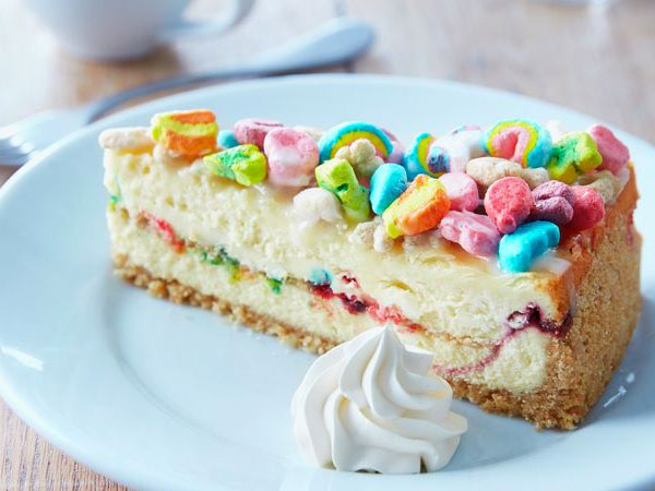 lucky-charms-cheesecake